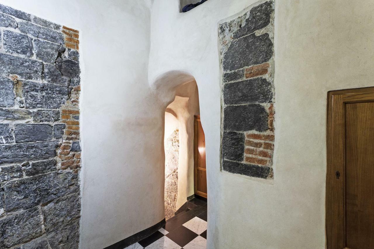 Wood And Stone Apartment In The Historical Center Genova Eksteriør bilde