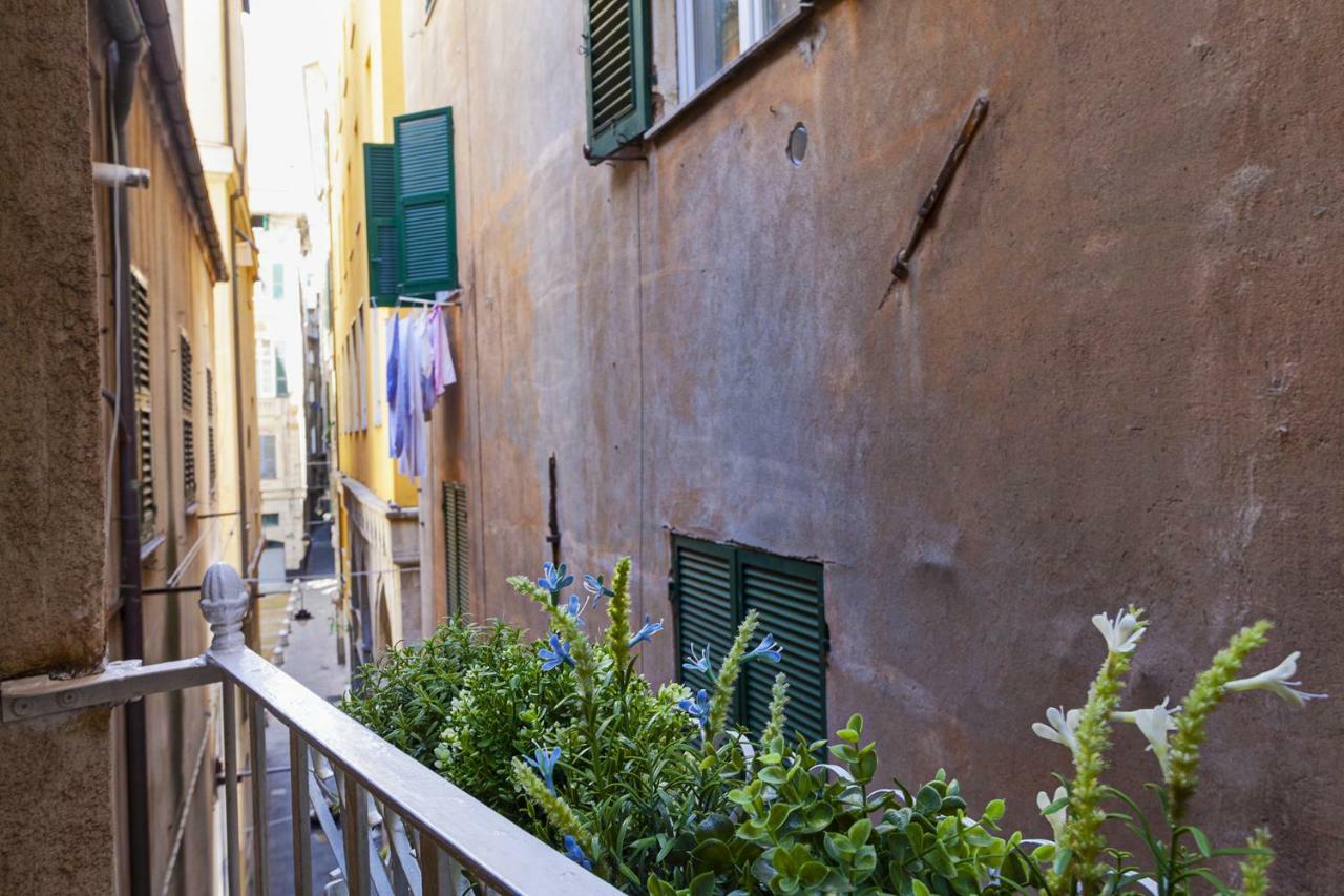 Wood And Stone Apartment In The Historical Center Genova Eksteriør bilde