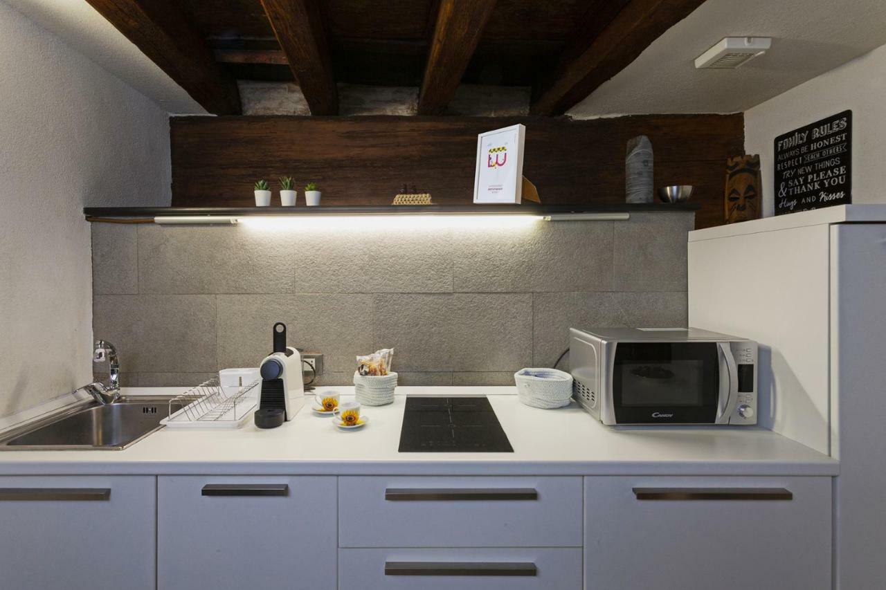 Wood And Stone Apartment In The Historical Center Genova Eksteriør bilde