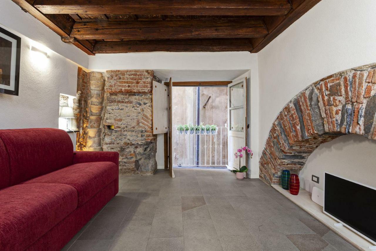 Wood And Stone Apartment In The Historical Center Genova Eksteriør bilde