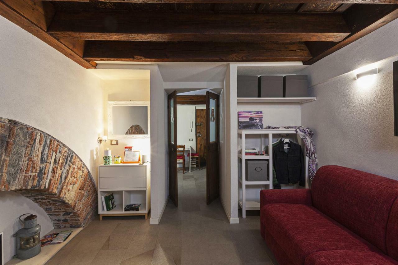 Wood And Stone Apartment In The Historical Center Genova Eksteriør bilde